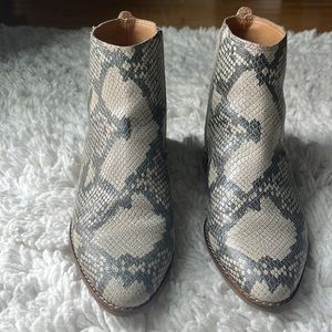Lucky brand crocodile booties